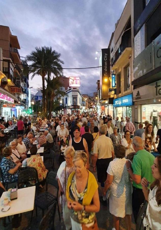 شقة Torre Levante/32 بينايدورم المظهر الخارجي الصورة